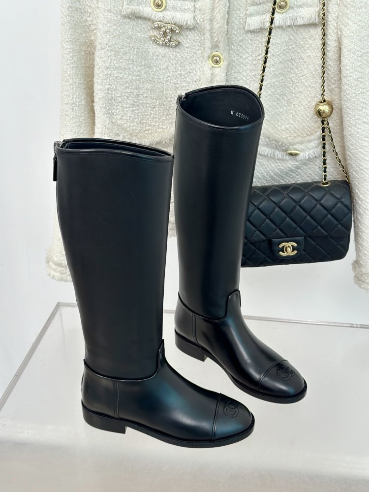 Чоботи жіночі фото 3