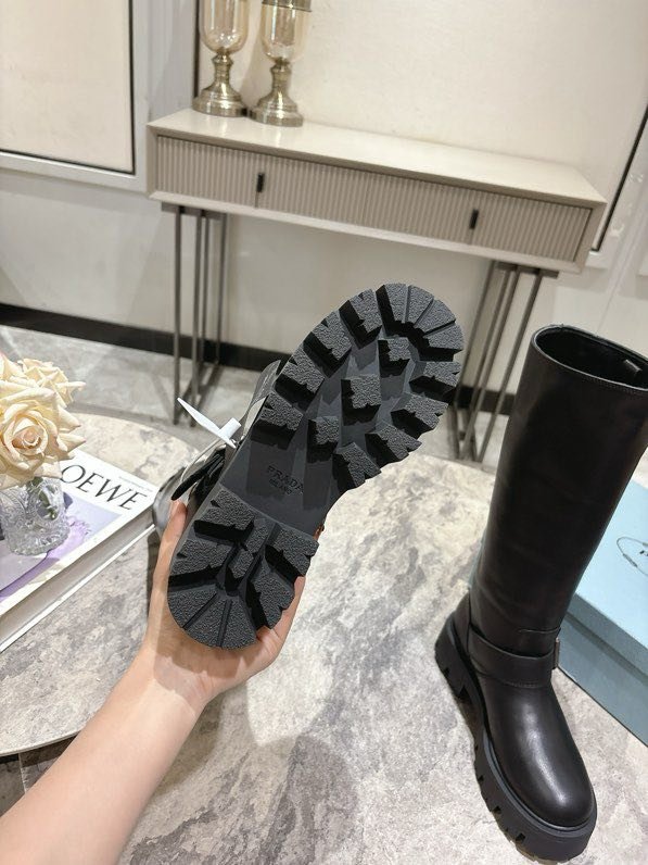 Чоботи жіночі фото 3