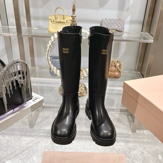 Сапоги женские фото 3