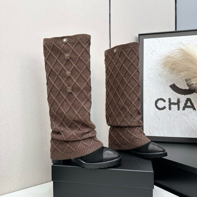 Сапоги женские фото 3