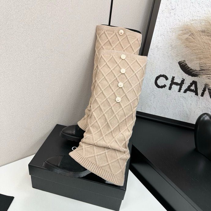 Сапоги женские фото 3