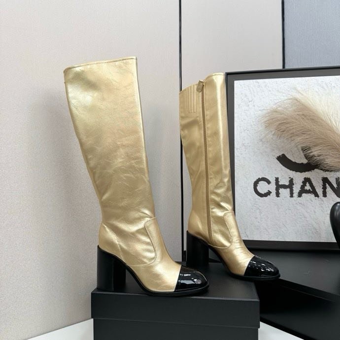 Сапоги женские фото 3