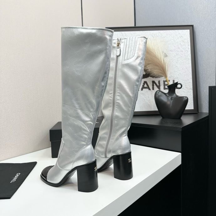 Чоботи жіночі фото 3