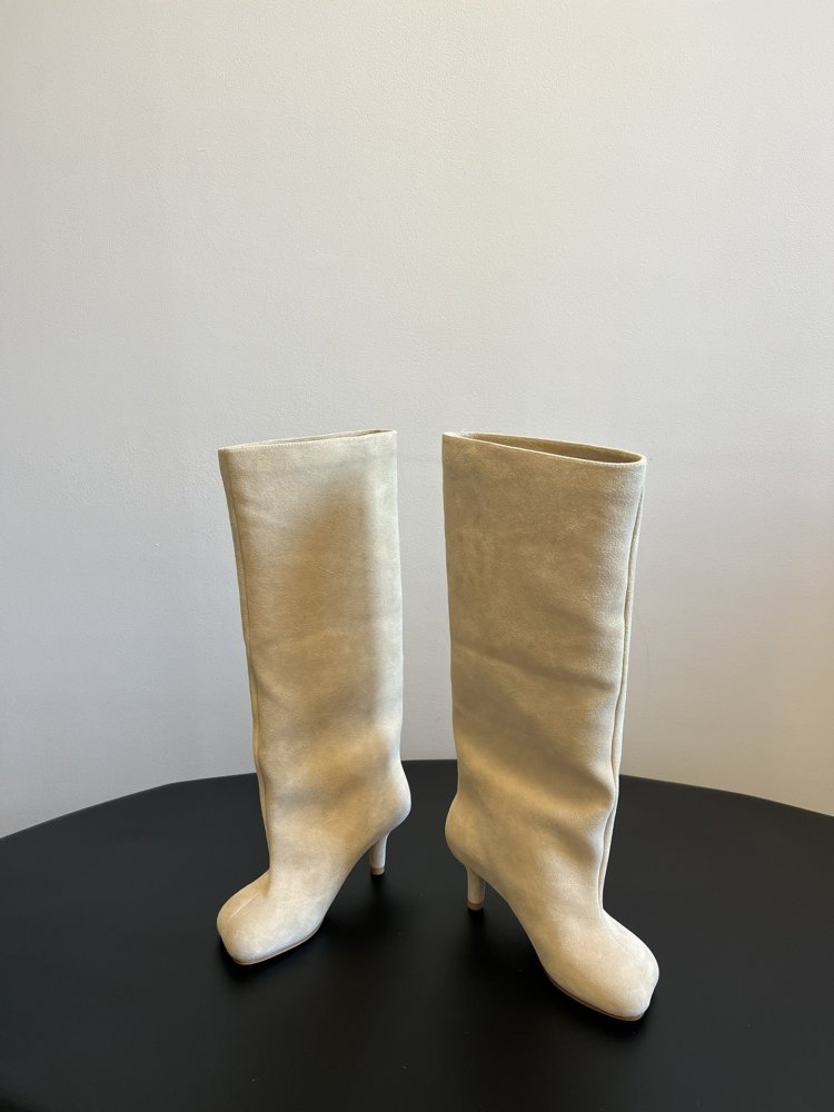 Чоботи жіночі фото 3