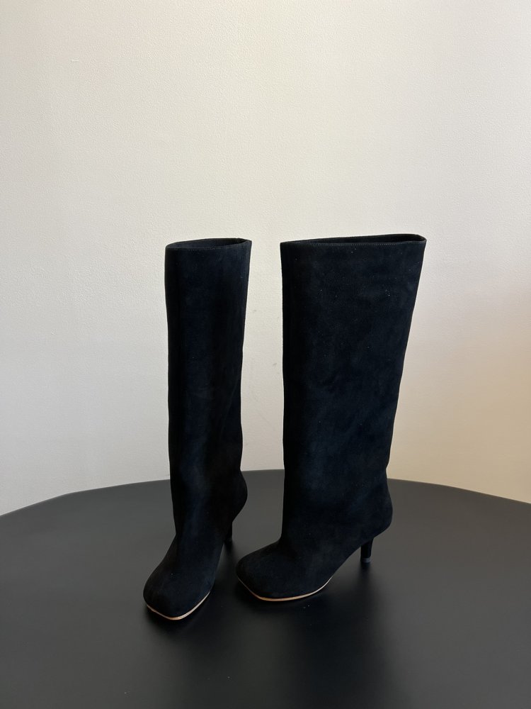 Boots women's фото 3