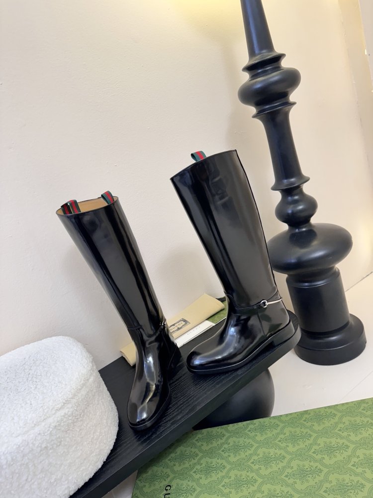 Чоботи жіночі фото 3