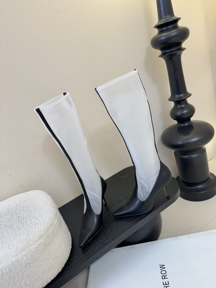 Сапоги женские фото 3