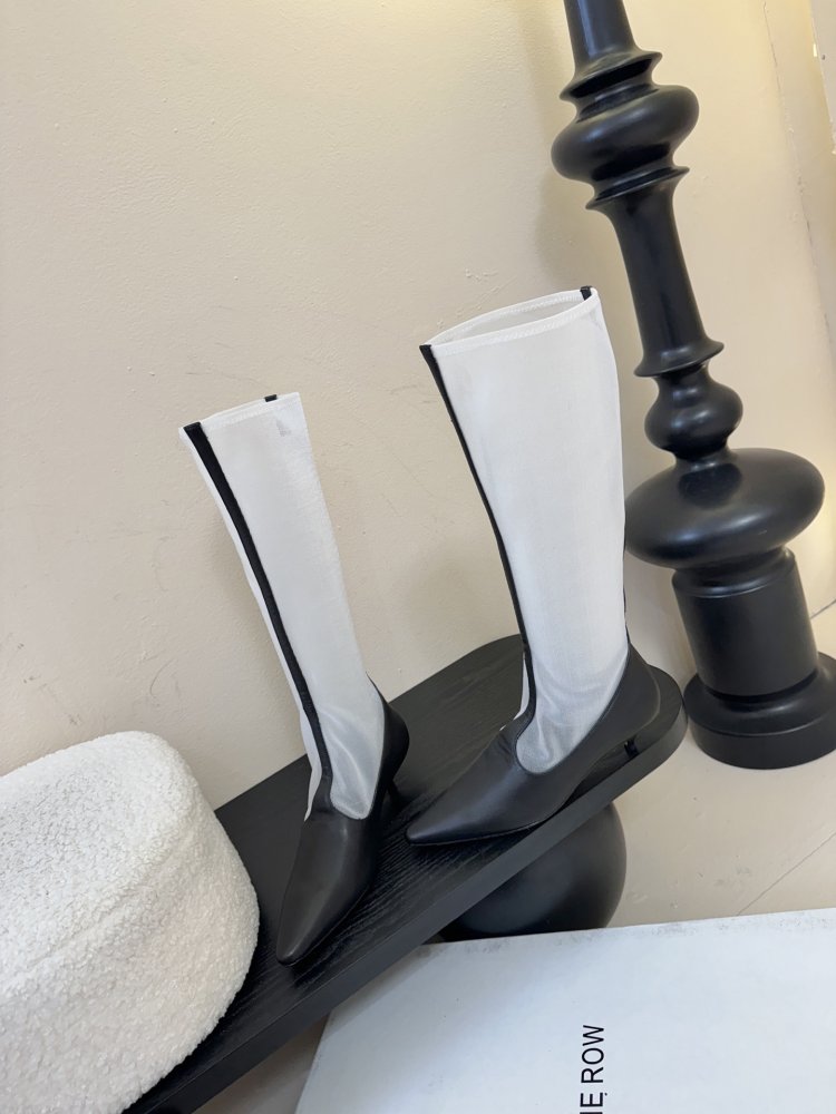 Сапоги женские фото 3