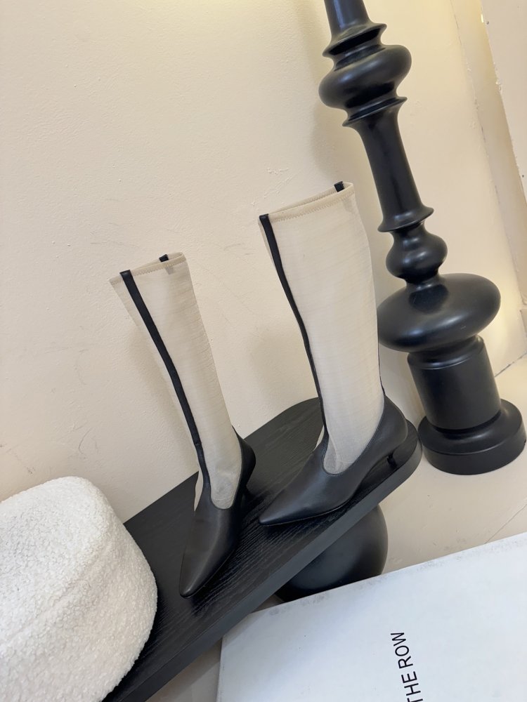 Сапоги женские фото 3