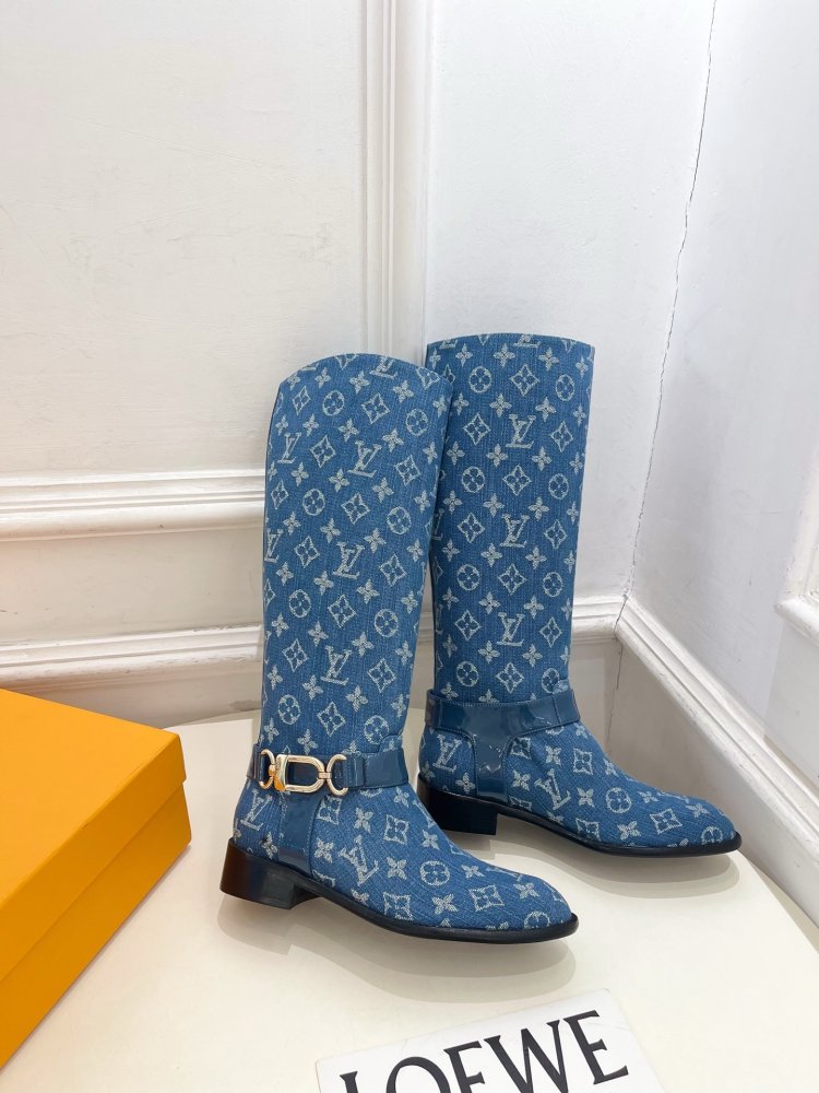 Boots women's фото 3