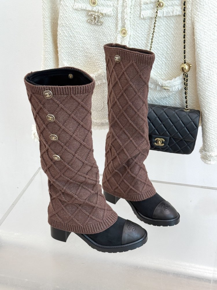 Сапоги женские фото 3