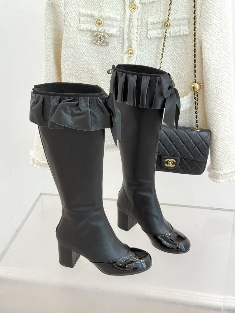 Сапоги женские фото 3