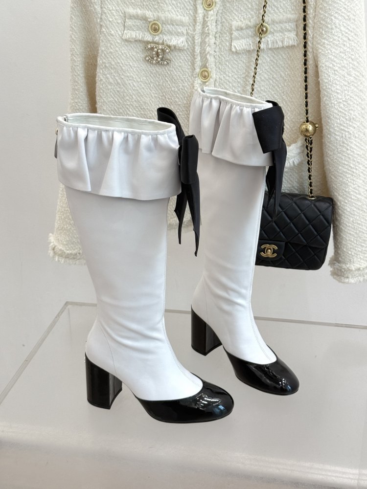 Сапоги женские фото 3