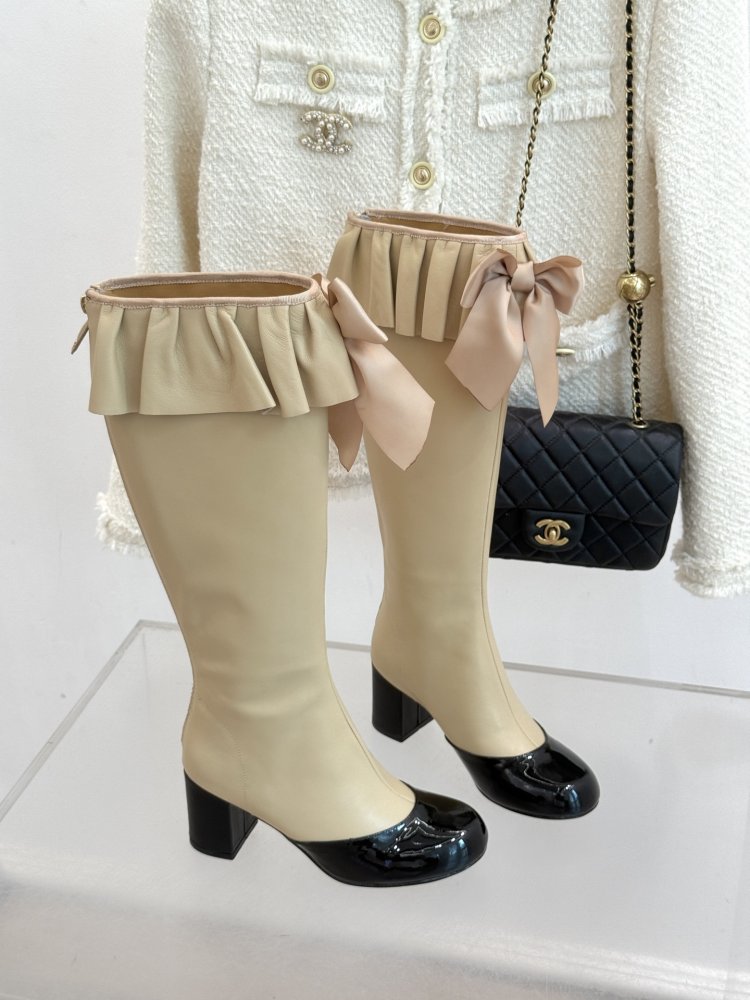 Сапоги женские фото 3