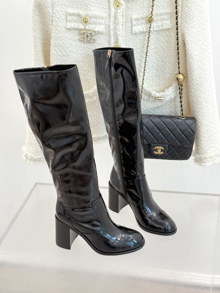 Сапоги женские фото 3