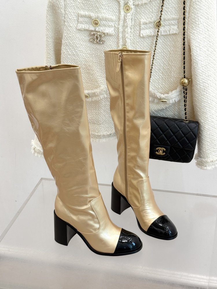 Сапоги женские фото 3