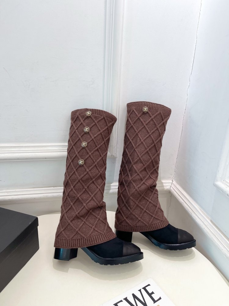 Сапоги женские фото 3