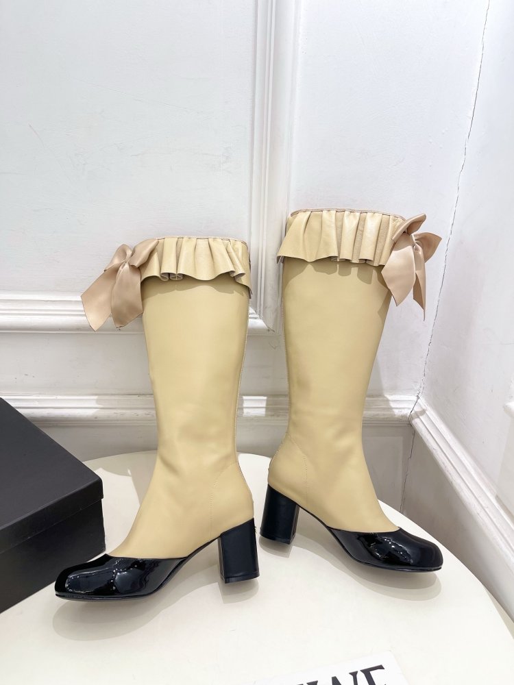 Сапоги женские фото 3