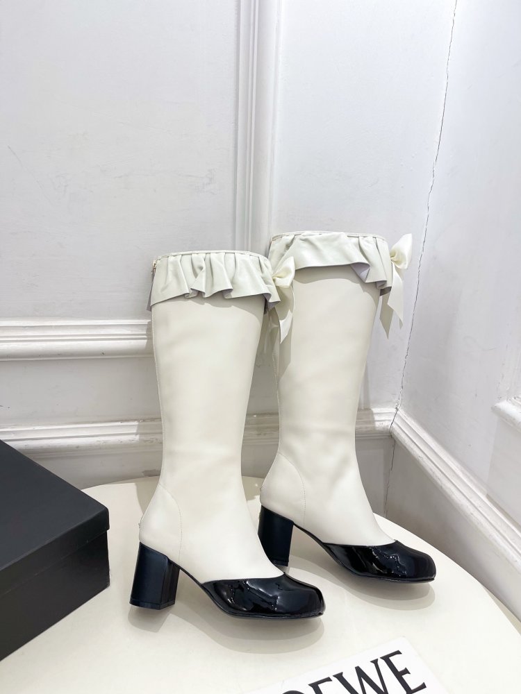 Сапоги женские фото 3