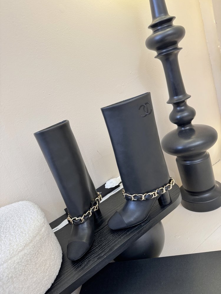 Boots women's фото 3