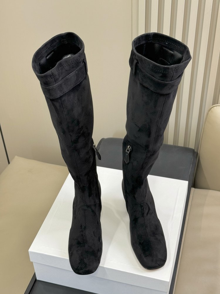 Сапоги женские фото 3