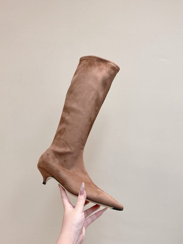 Сапоги женские фото 3