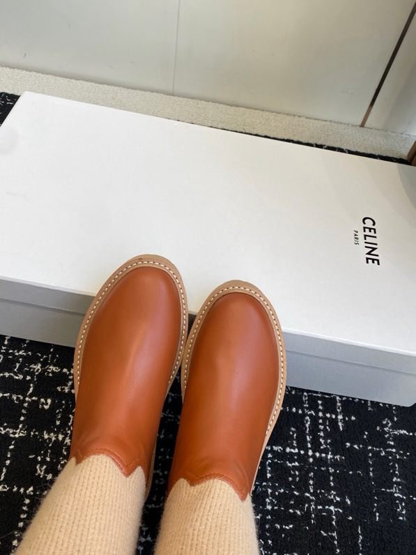 Чоботи жіночі фото 3