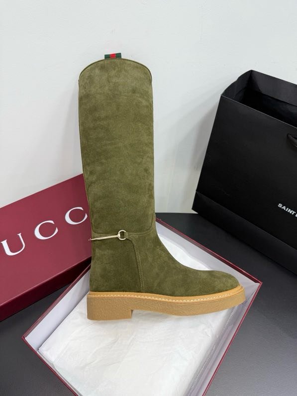 Чоботи жіночі фото 3