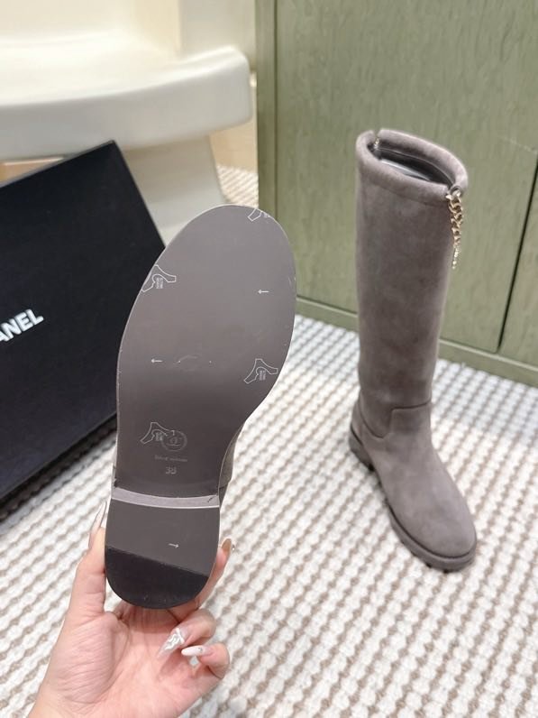 Сапоги женские фото 3