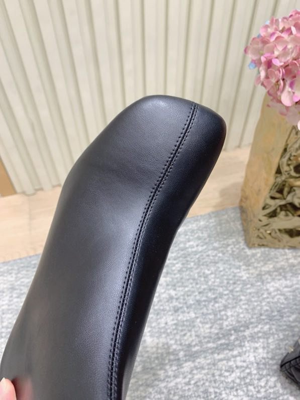 Сапоги женские фото 3