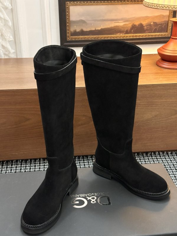 Сапоги женские фото 3