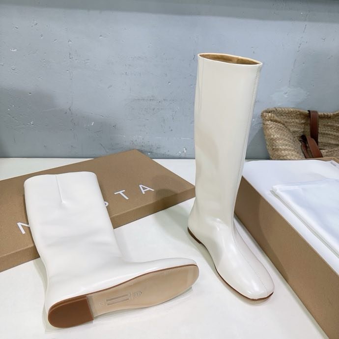 Сапоги женские фото 4