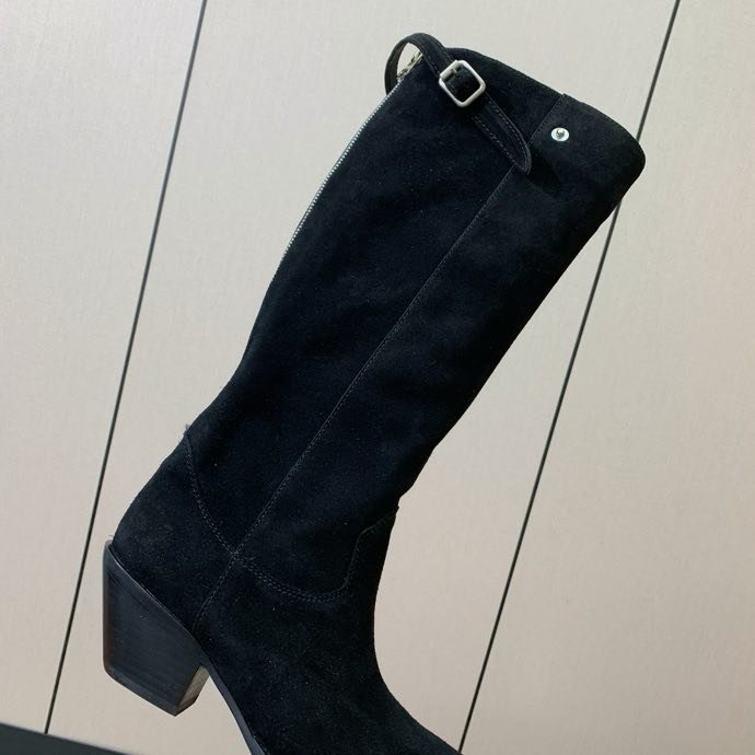 Сапоги женские фото 4