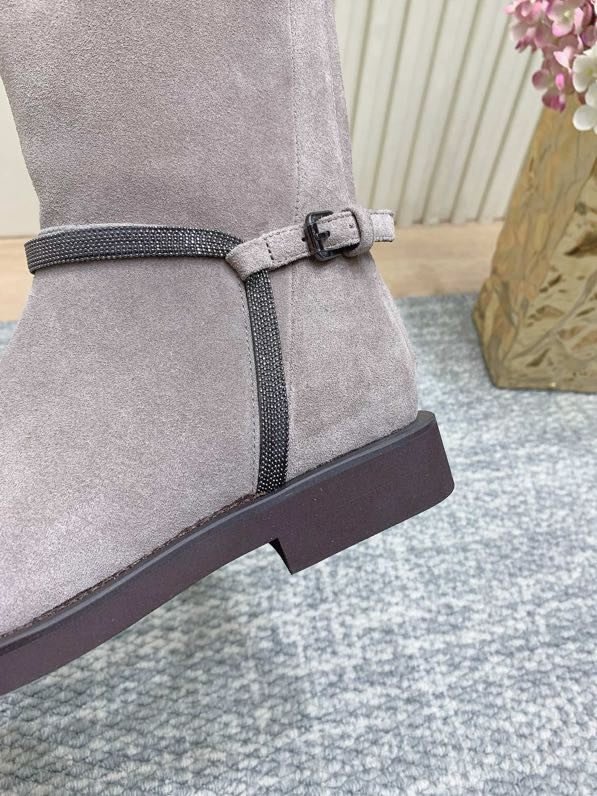 Сапоги женские фото 4