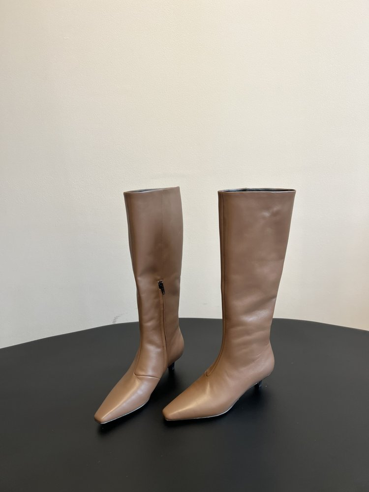 Сапоги женские фото 4