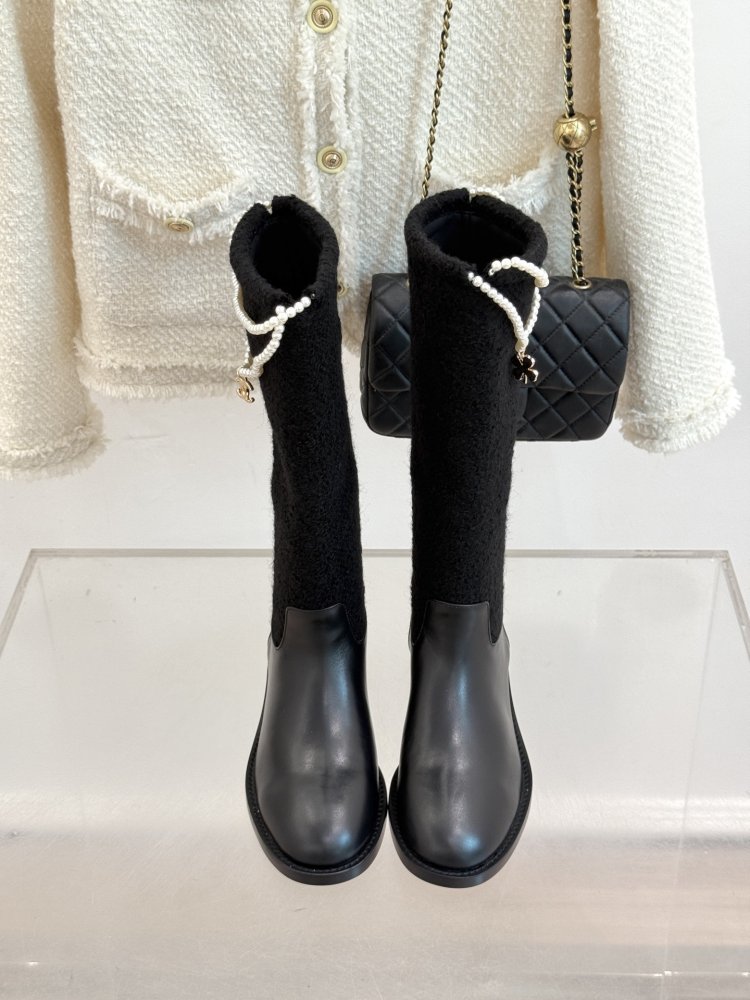 Boots women's фото 4