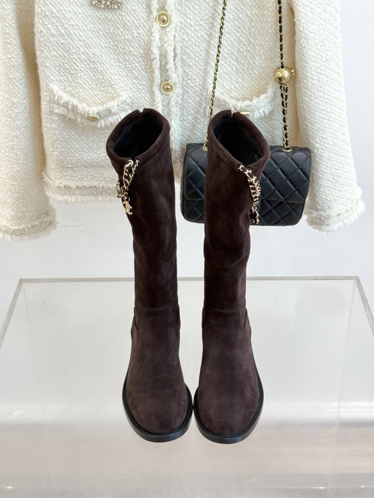 Чоботи жіночі фото 4