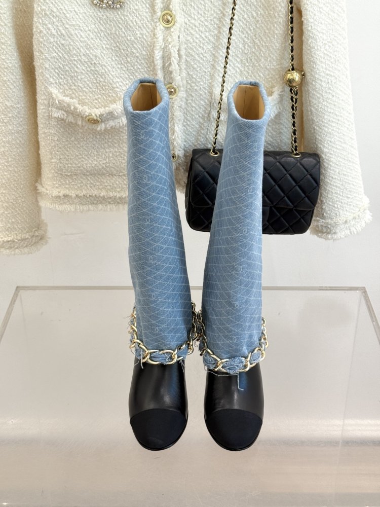 Чоботи жіночі фото 4