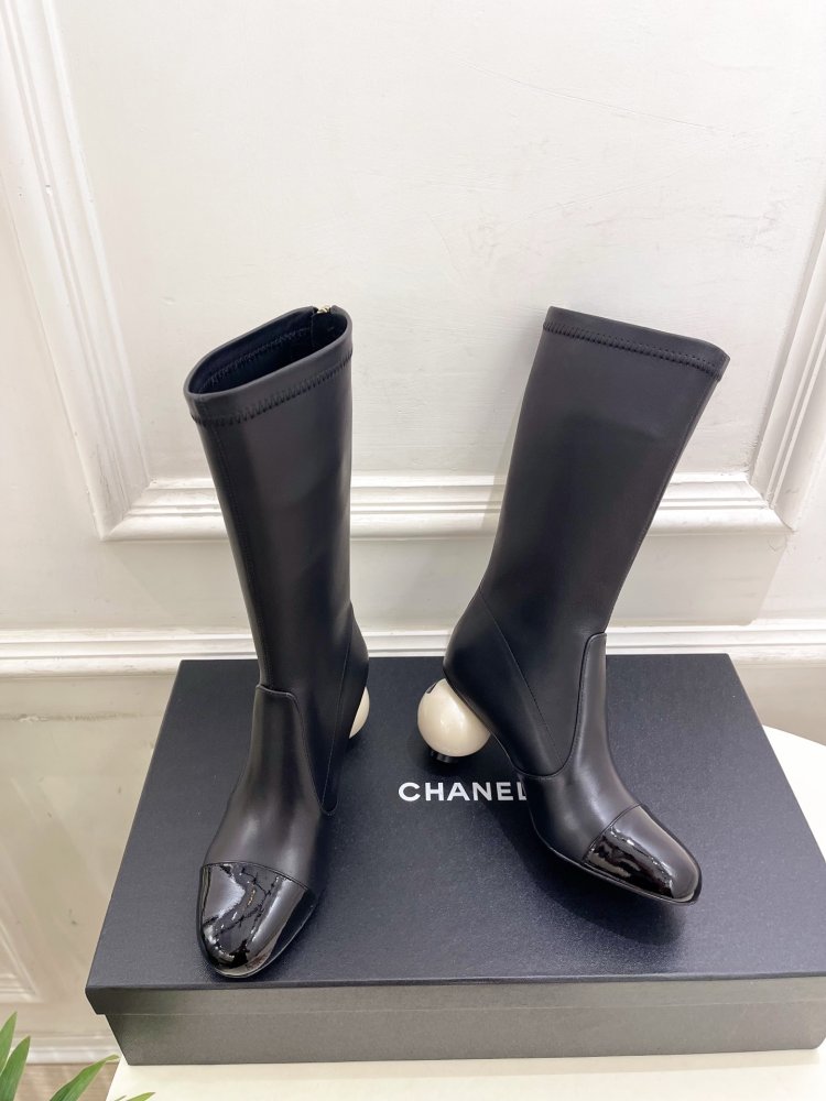 Чоботи жіночі фото 4