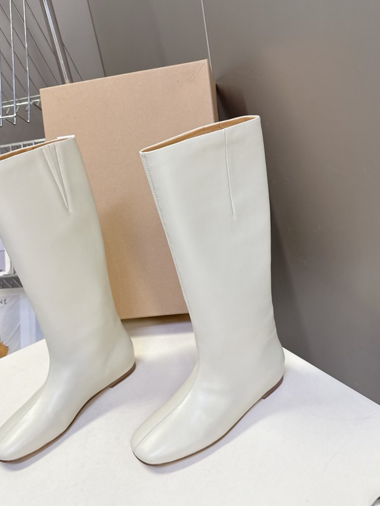 Сапоги женские фото 4