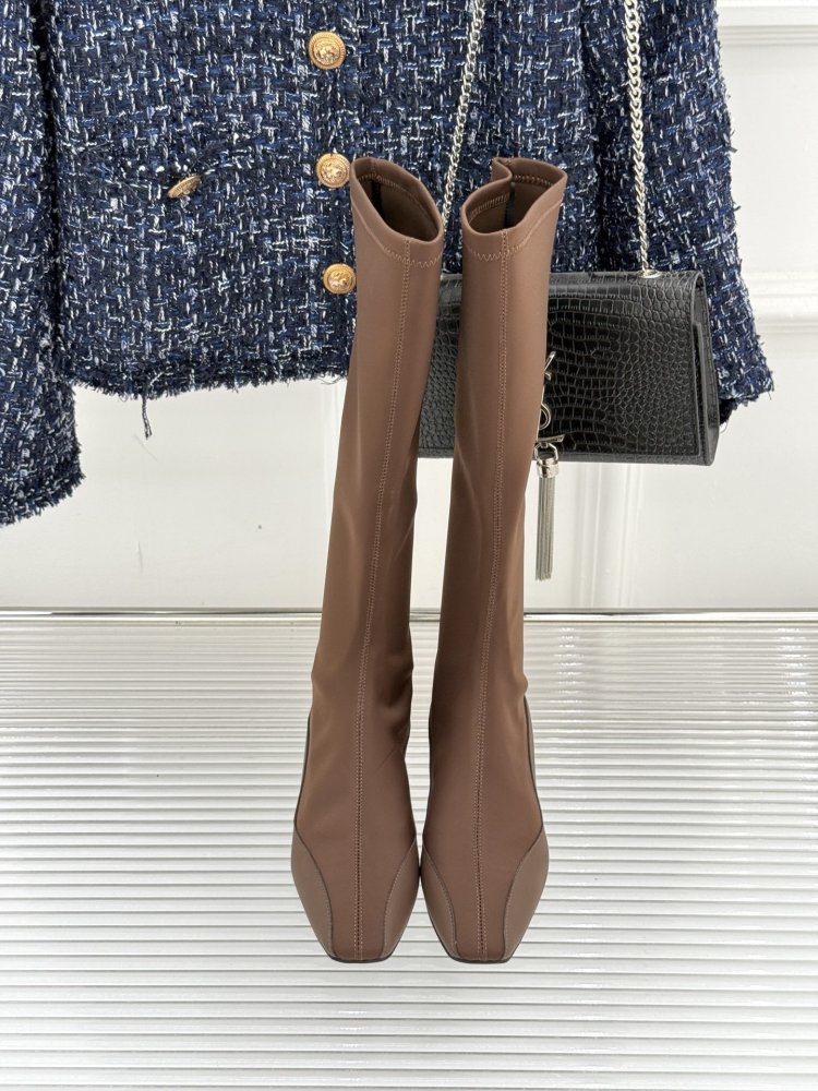 Чоботи жіночі фото 4