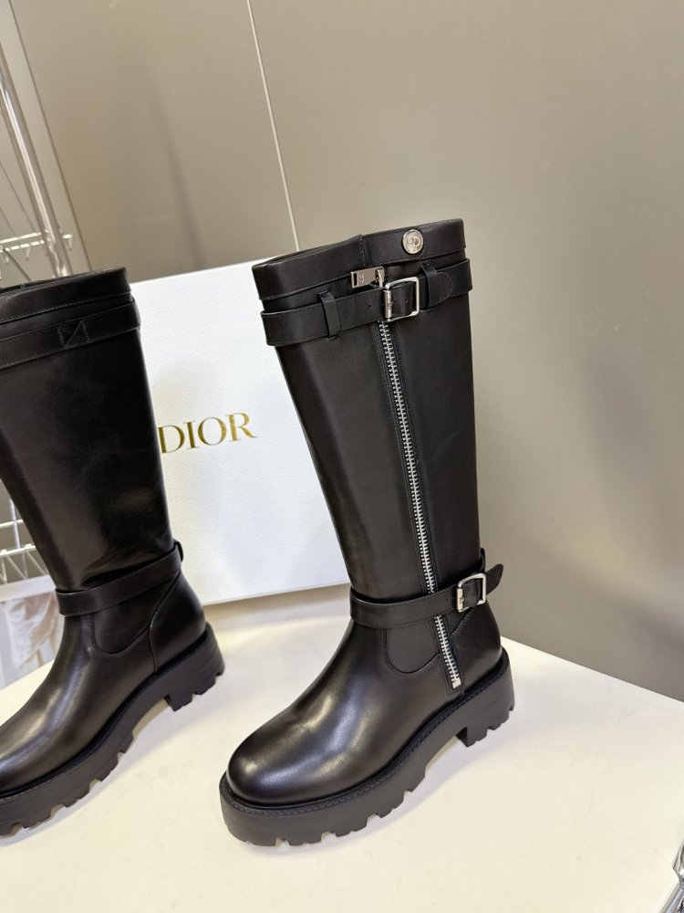 Чоботи жіночі фото 4