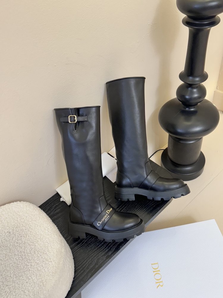 Boots women's фото 4