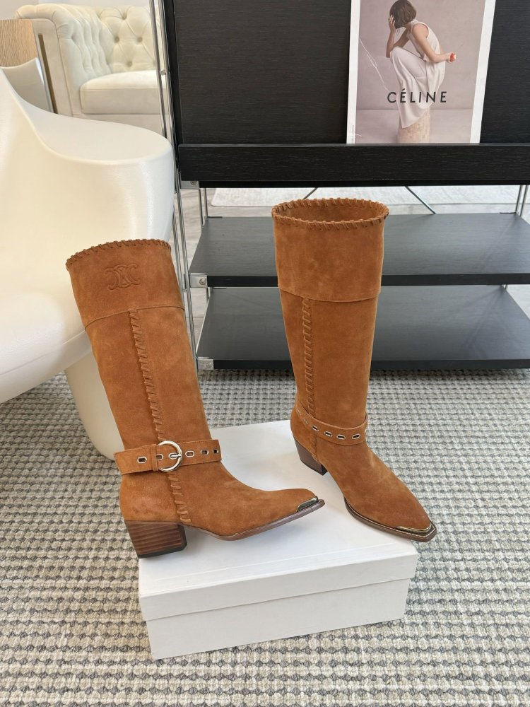 Сапоги женские фото 4