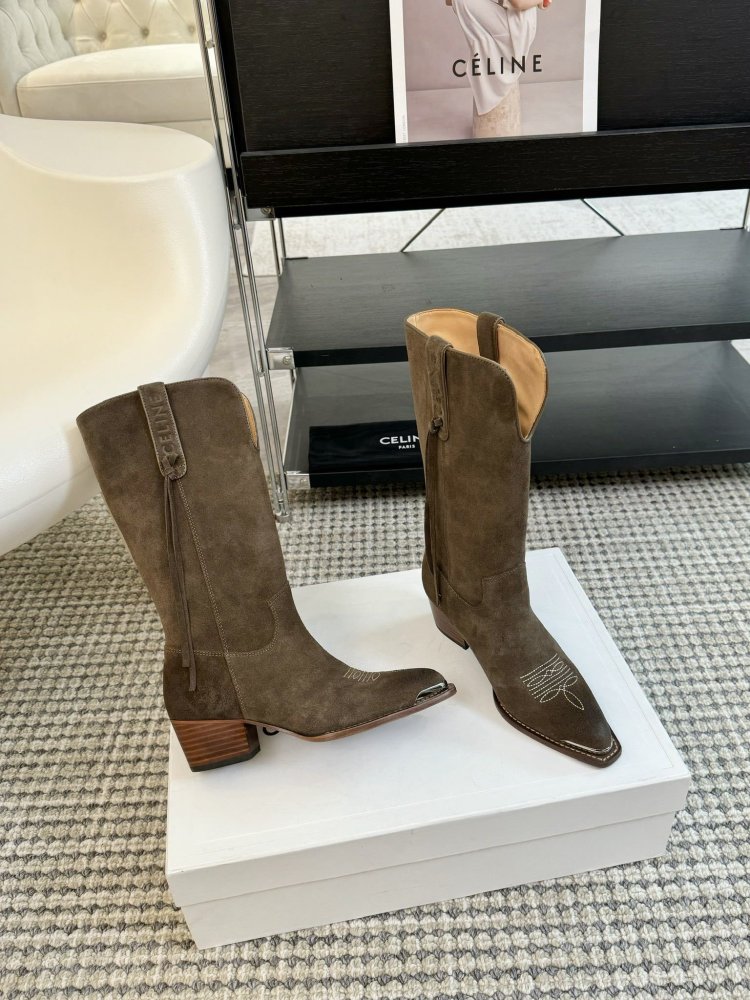 Чоботи жіночі фото 4