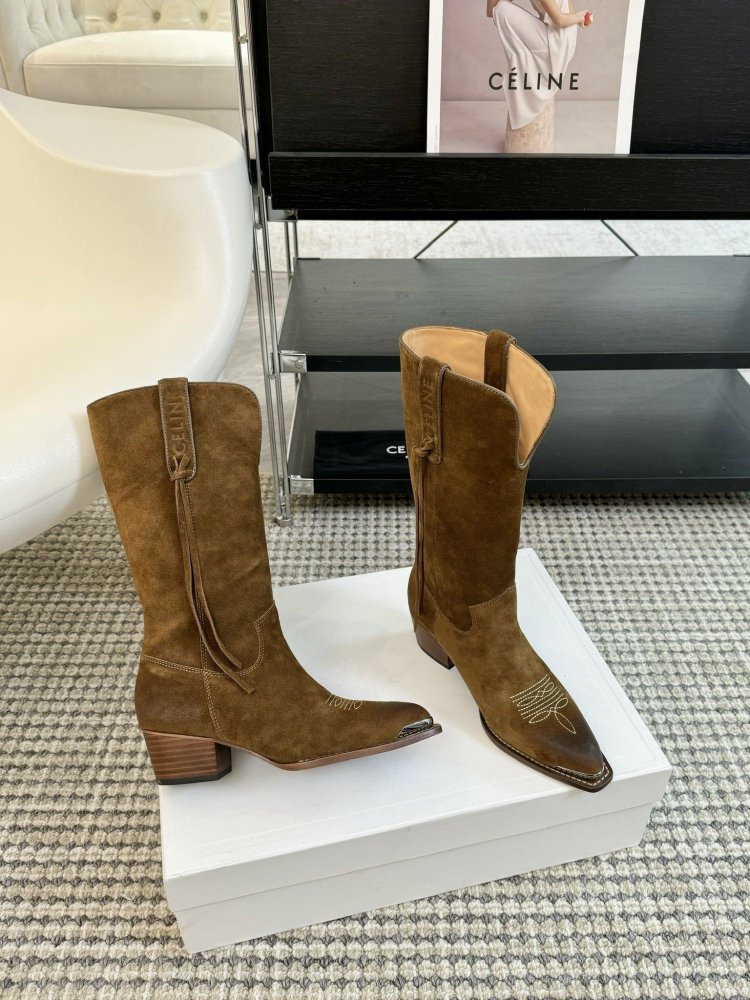 Сапоги женские фото 4