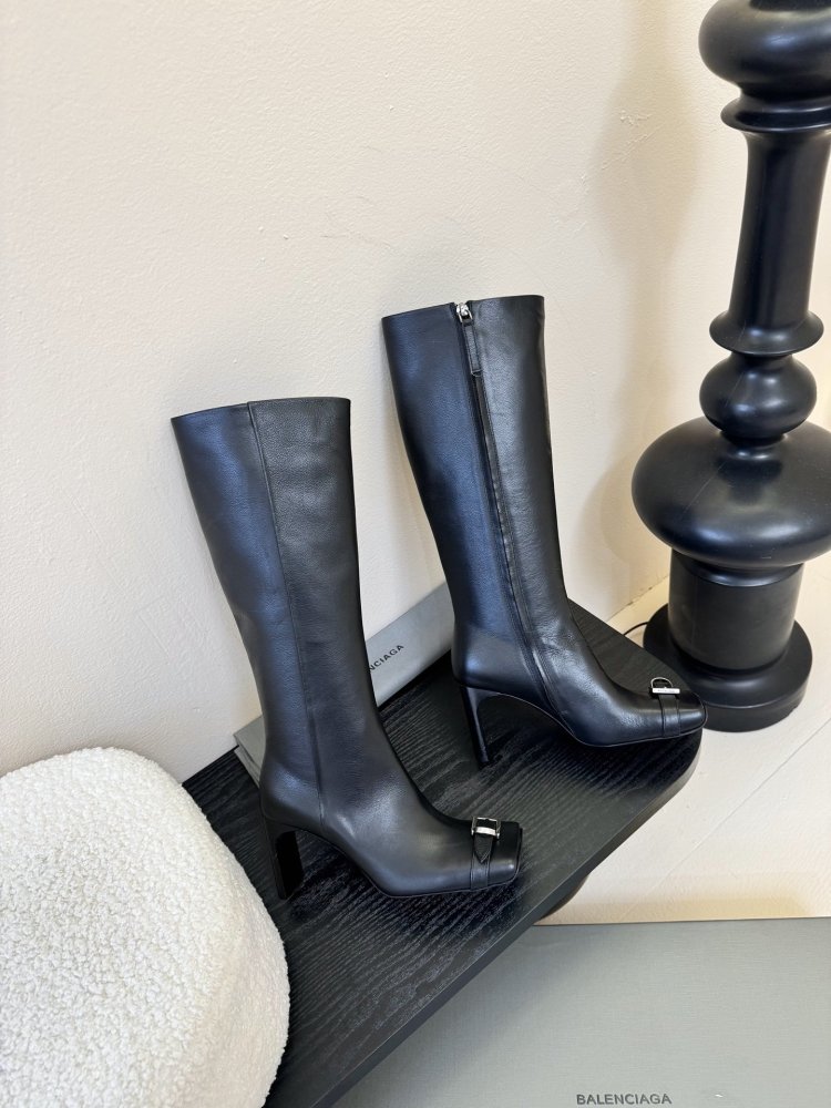 Чоботи жіночі фото 4