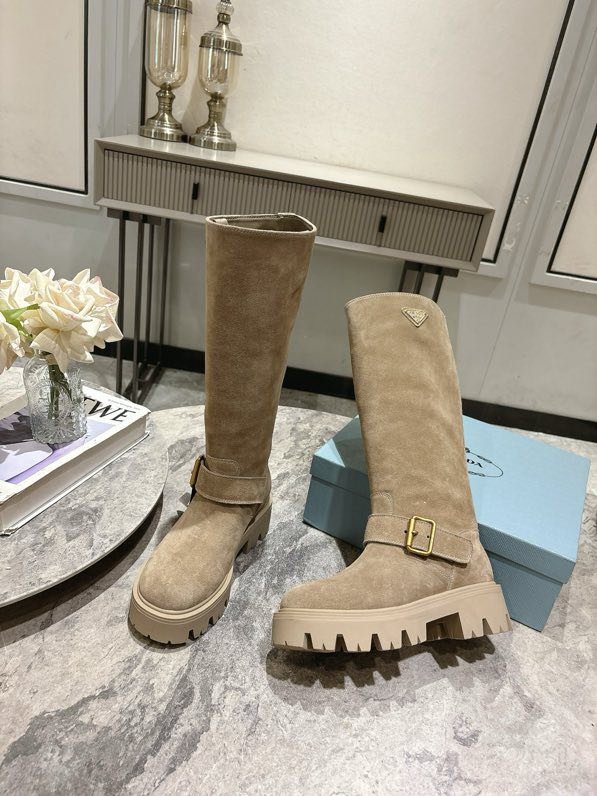 Сапоги женские фото 4