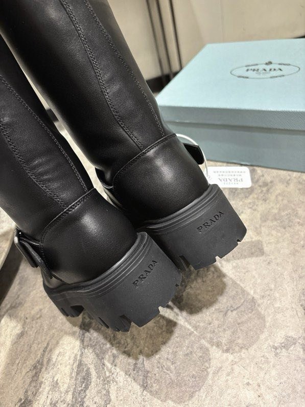 Чоботи жіночі фото 4