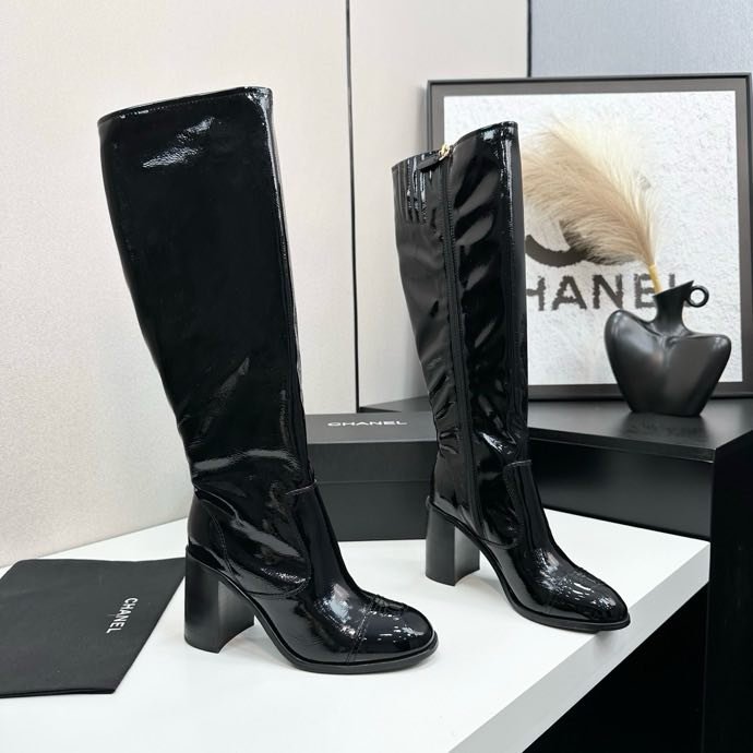 Сапоги женские фото 4